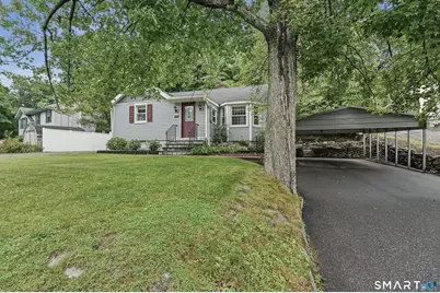 281 East Street, Wolcott, CT 06716 - Photo 2