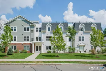 2 Bishop Road #201, West Hartford, CT 06119 - Photo 2