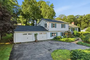 18 Oakridge Dr, Ledyard, CT 06335 - Photo 1