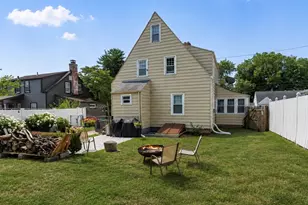 47 Tuttle Pl, East Haven, CT 06512 - Photo 26