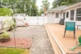 27 Old Colony Rd, North Stonington, CT 06359 - Photo 22