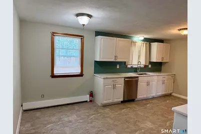 4 Betty Road, Enfield, CT 06082 - Photo 12