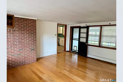 4 Betty Road, Enfield, CT 06082 - Photo 6