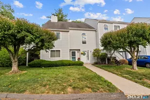 9 Clubhouse Dr, Cromwell, CT 06416 - Photo 1