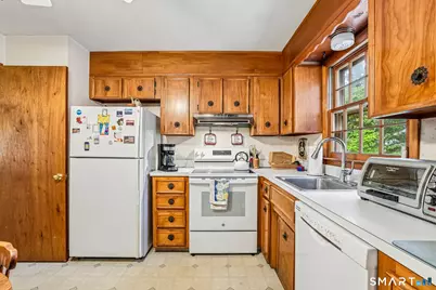 14 Chipping Lane, Norwalk, CT 06854 - Photo 14