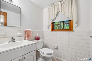 14 Chipping Ln, Norwalk, CT 06854 - Photo 28