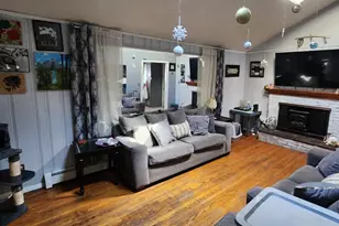 18 Allen Ct, Meriden, CT 06450 - Photo 2