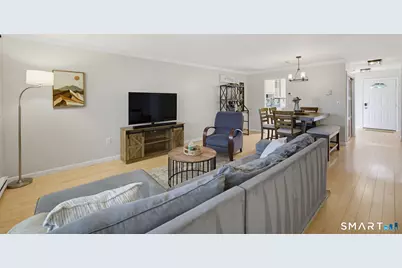 9 Margo Court, Cromwell, CT 06416 - Photo 6