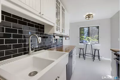 9 Margo Court, Cromwell, CT 06416 - Photo 12