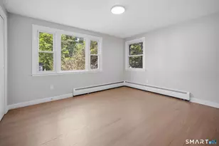 32 Hemlock Ln, East Hartford, CT 06118 - Photo 14