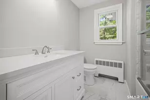 32 Hemlock Ln, East Hartford, CT 06118 - Photo 20