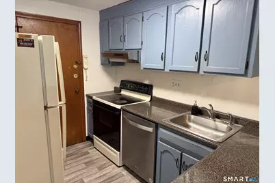 1162 Middle Turnpike West #C1, Manchester, CT 06040 - Photo 1