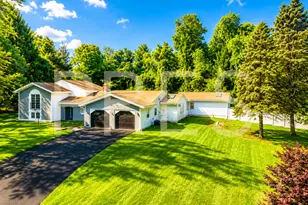 30 Rolling Hills Dr, Meriden, CT 06451 - Photo 1