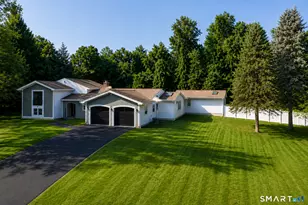 30 Rolling Hills Dr, Meriden, CT 06451 - Photo 2