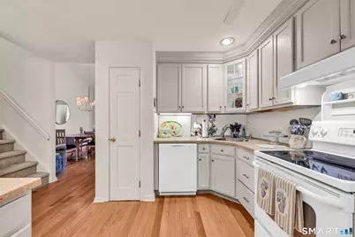 402 Lakeview Drive #402, Southington, CT 06489 - Photo 8