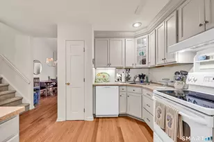 402 Lakeview Dr, Southington, CT 06489 - Photo 8