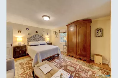 338 Ridgewood Road, West Hartford, CT 06107 - Photo 22