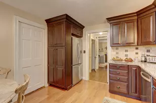 338 Ridgewood Rd, West Hartford, CT 06107 - Photo 14