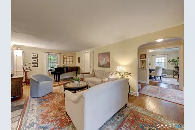 338 Ridgewood Road, West Hartford, CT 06107 - Photo 4