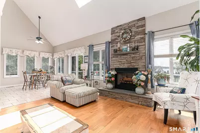 7 Windward Way, Waterford, CT 06385 - Photo 6