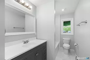 2 Oakwood Dr, New Fairfield, CT 06812 - Photo 16