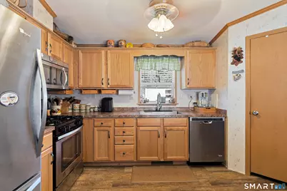 6 Susan Street, Beacon Falls, CT 06403 - Photo 4