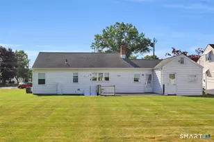 16 Locust St, Plainville, CT 06062 - Photo 28