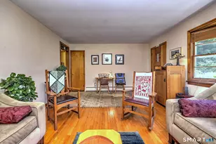 25 Mountain View Rd, Bethany, CT 06524 - Photo 8