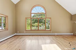 24 Amos St, Hamden, CT 06518 - Photo 26