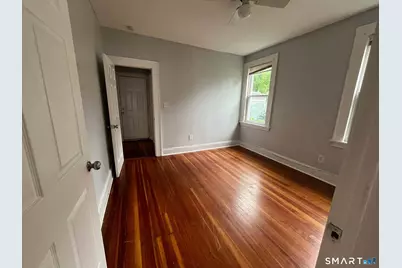 415 Willow Street, Bridgeport, CT 06610 - Photo 14