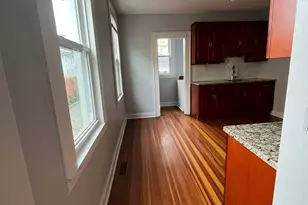 415 Willow St, Bridgeport, CT 06610 - Photo 10