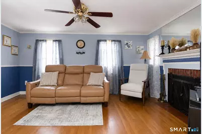 242 Victoria Road, Hartford, CT 06114 - Photo 8