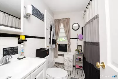 242 Victoria Road, Hartford, CT 06114 - Photo 22