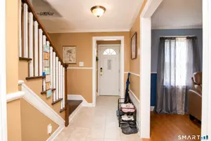 242 Victoria Rd, Hartford, CT 06114 - Photo 6