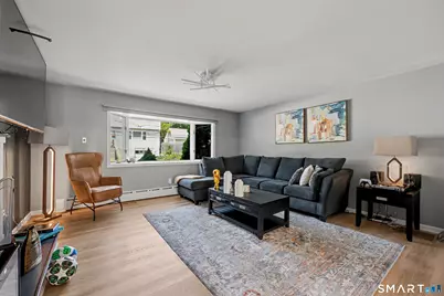 92 Burwood Avenue, Stamford, CT 06902 - Photo 8