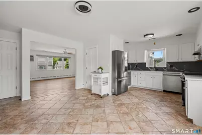 92 Burwood Avenue, Stamford, CT 06902 - Photo 30
