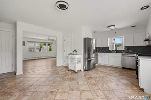 92 Burwood Ave, Stamford, CT 06902 - Photo 30
