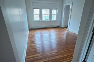 417 Willow St, Bridgeport, CT 06610 - Photo 16