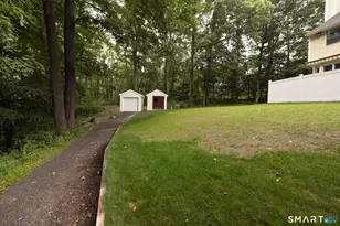 27 Hearthstone Dr, Barkhamsted, CT 06063 - Photo 10