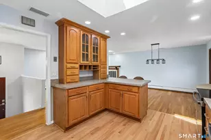 6 Sky Edge Ln, Bethel, CT 06801 - Photo 6
