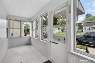 127 Oakley St, New Haven, CT 06513 - Photo 6