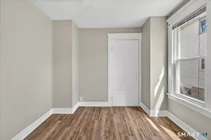 127 Oakley St, New Haven, CT 06513 - Photo 12