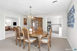 109 Field Point Dr, Fairfield, CT 06824 - Photo 18