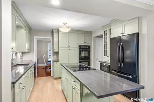 80 Northill St, Stamford, CT 06907 - Photo 4