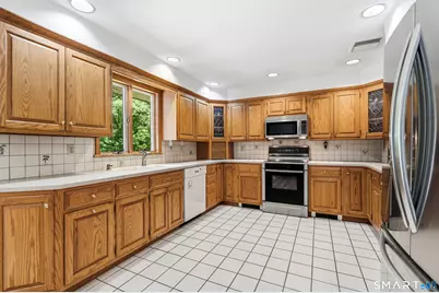 30 Creeping Hemlock Drive, Norwalk, CT 06851 - Photo 12