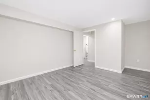 185 Tanglewood Dr, Hamden, CT 06518 - Photo 22