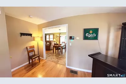 21 Hillcrest Avenue, Meriden, CT 06451 - Photo 18
