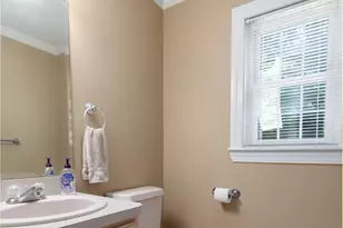 325 Georgetown Dr, Watertown, CT 06795 - Photo 10