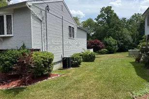 54 Sorensen Rd, West Haven, CT 06516 - Photo 2