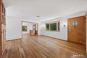 8 Roxbury Ct, East Lyme, CT 06357 - Photo 22
